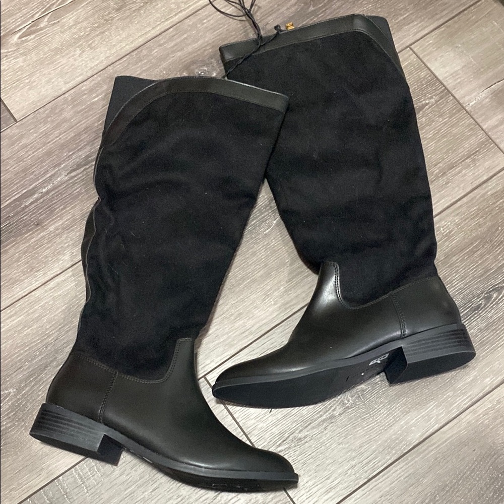 NWOT! Liz Claiborne Black Knee-High Boots